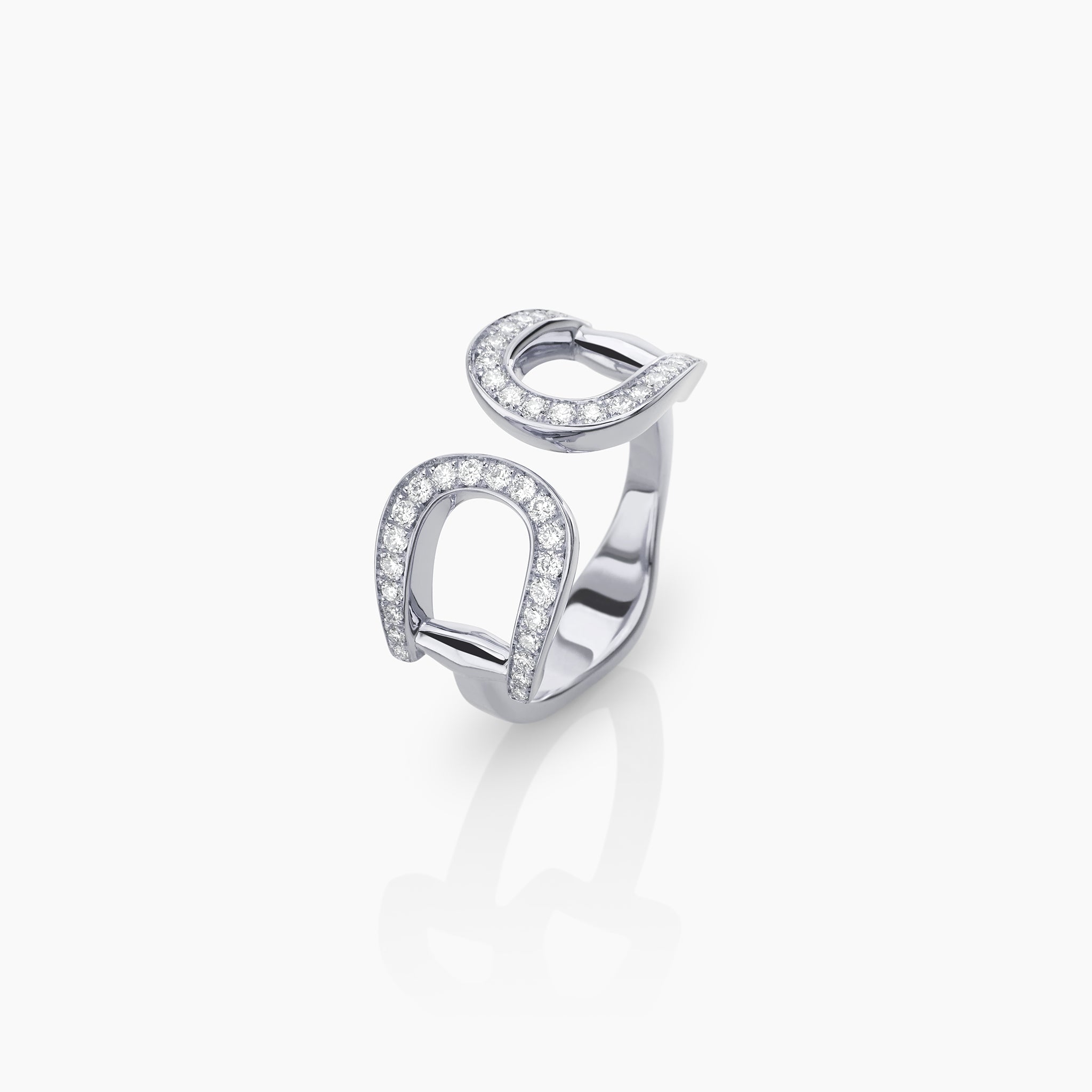 Fulanda Horsebit Saddle Ring